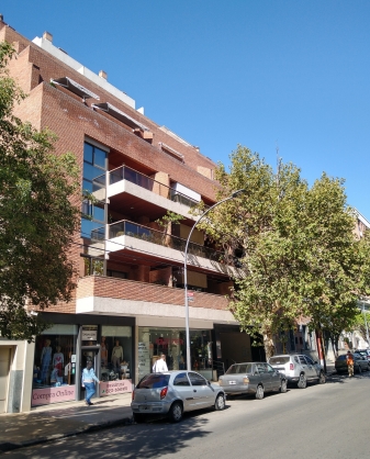 Vendo Local Comercial B° General Paz. 25 de Mayo 1000. Excelente Ubicación