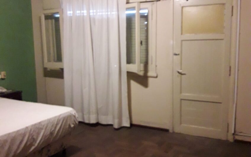 VENDO CASA + LOCAL COMERCIAL B° BAJO GRAL PAZ