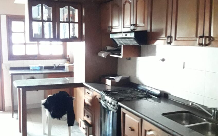 VENDO CASA B° MAIPU 2DA