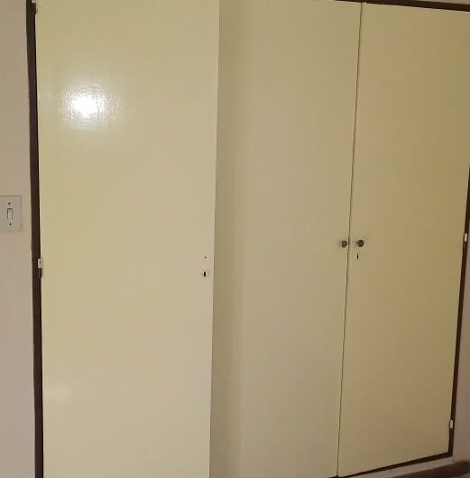 Oportunidad ! Venta de 2 Departamentos. B° Urquiza Monoblock Stabio.