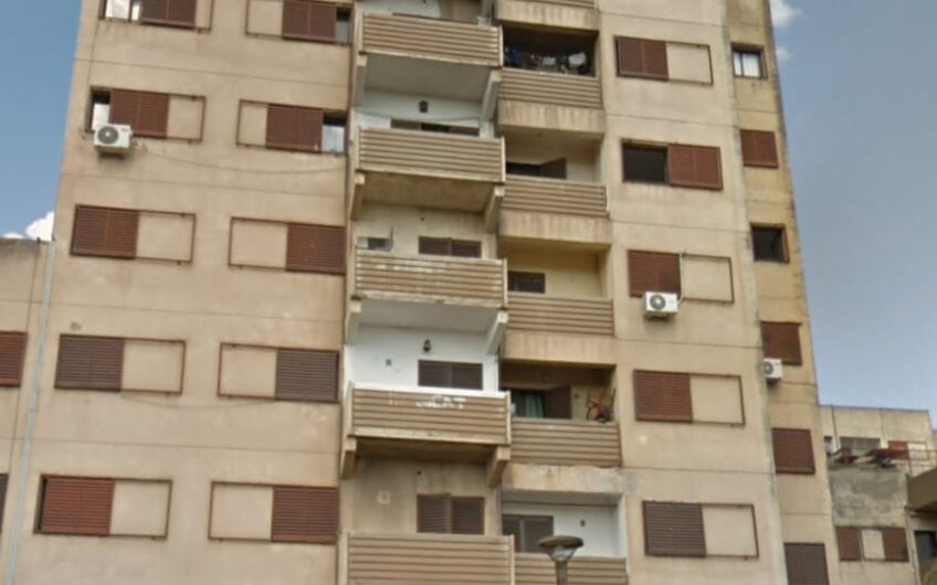 Oportunidad ! Venta de 2 Departamentos. B° Urquiza Monoblock Stabio.