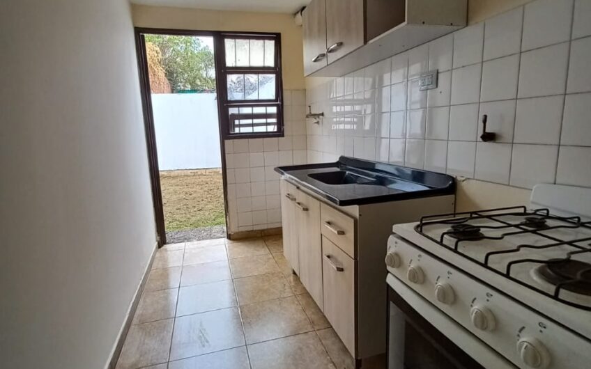 VENDO DPTO 1 DORM P.B B° JARDIN