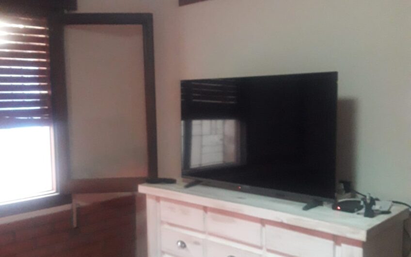 Vendo Casa 2 Dorm B° Rosedal