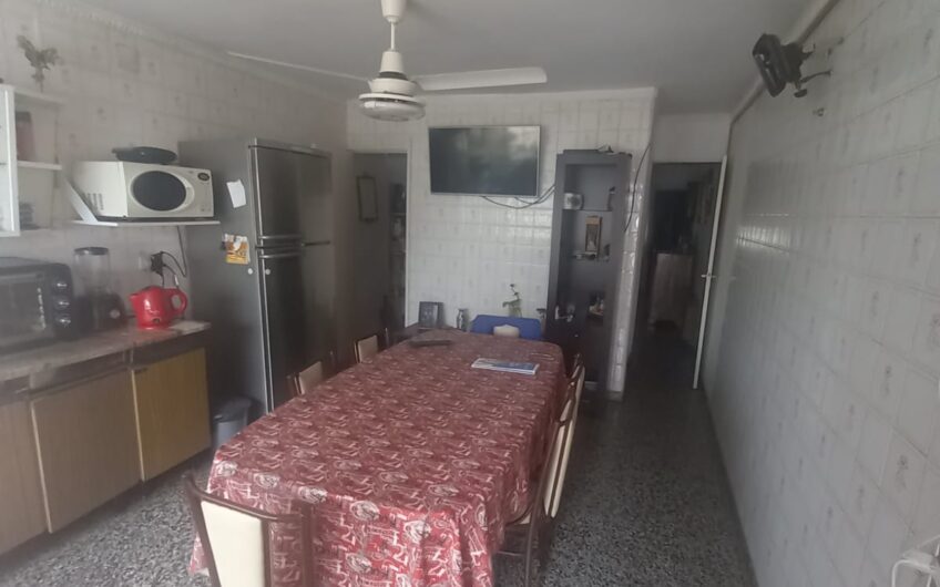 VENDO CASONA B° JARDÍN / CIUDAD UNIVERSITARIA Apta Crédito!