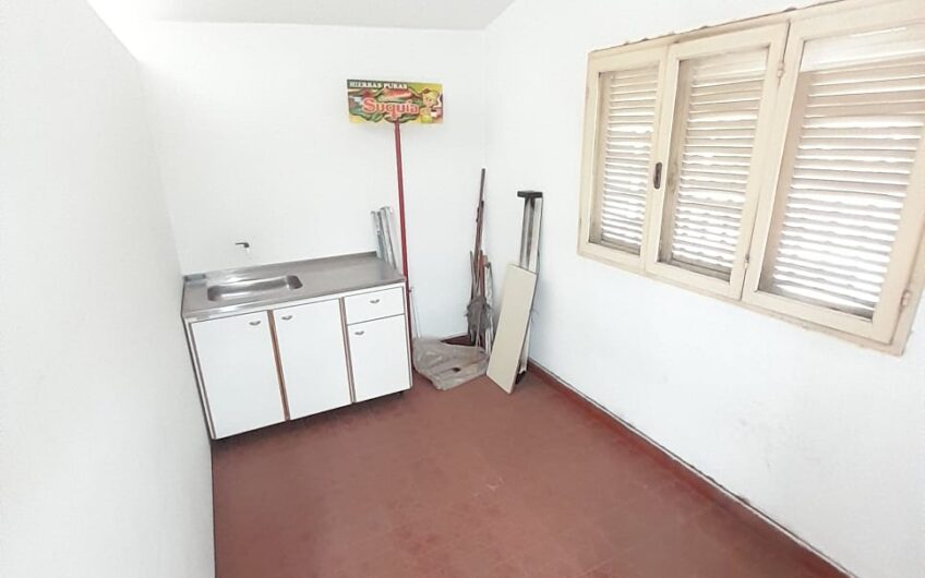 VENDO LOCALES COMERCIALES SOBRE AV. SABATTINI