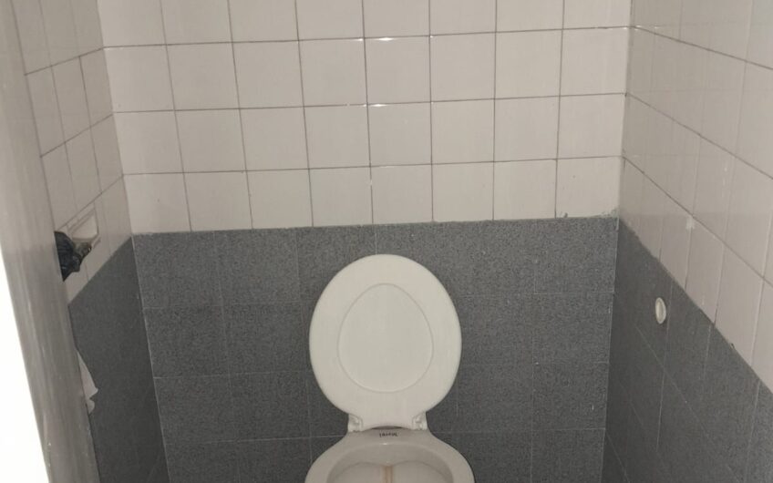 VENDO LOCALES COMERCIALES SOBRE AV. SABATTINI