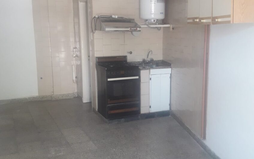 ALQUILO MONOAMBIENTE B° MAIPU