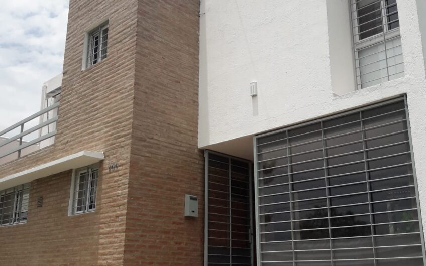 Casa en Salsipuedes. Excelente ubicación.