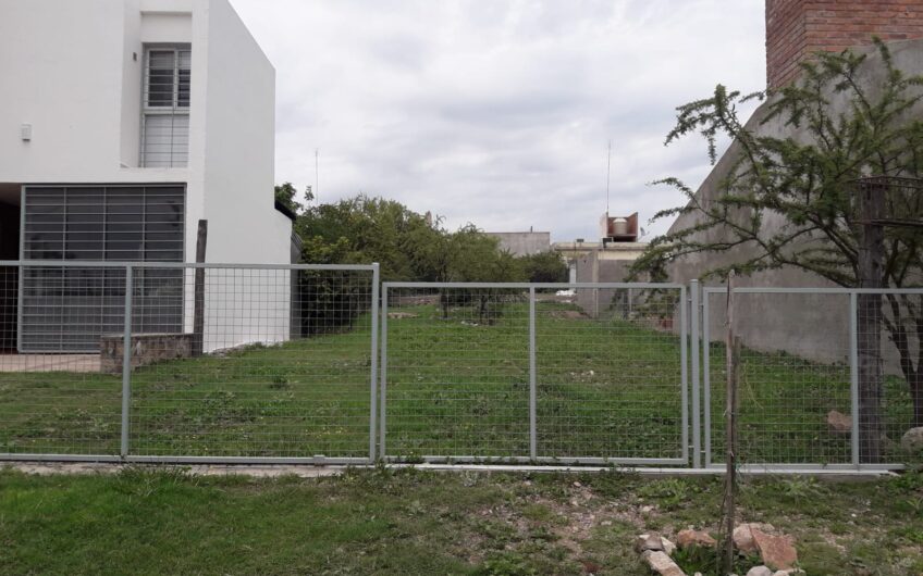 Casa en Salsipuedes. Excelente ubicación.