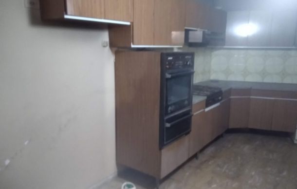 CASA EN VENTA DE 5 DORMITORIOS, B° MAIPU 2da.