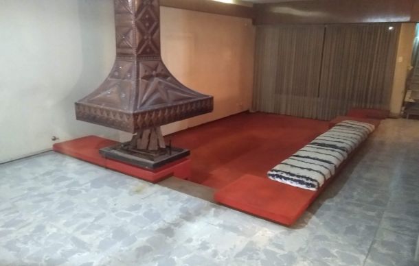 CASA EN VENTA DE 5 DORMITORIOS, B° MAIPU 2da.