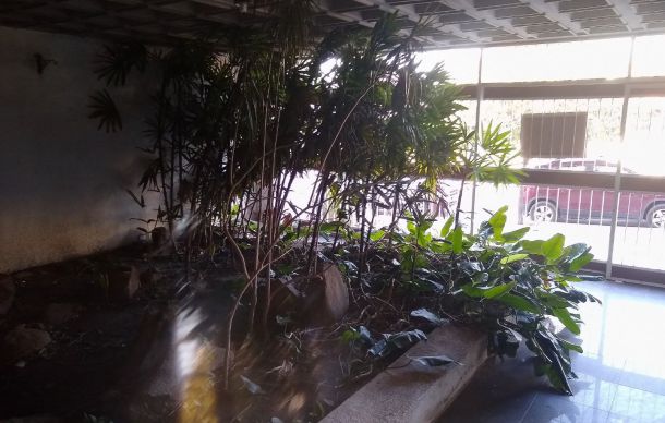 CASA EN VENTA DE 5 DORMITORIOS, B° MAIPU 2da.