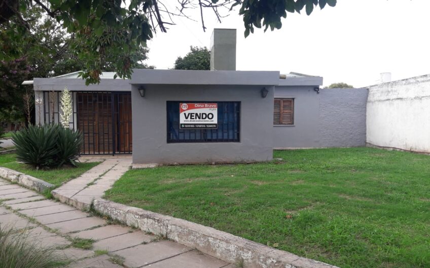 Vendo Casa B° Cerveceros 3 Dorm.