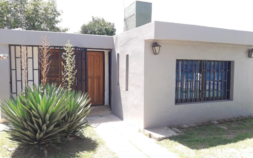 Vendo Casa B° Cerveceros 3 Dorm.