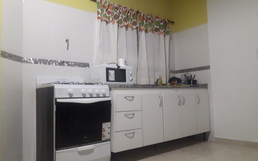 Alquilo Amoblado Dpto 1 dorm + Cochera