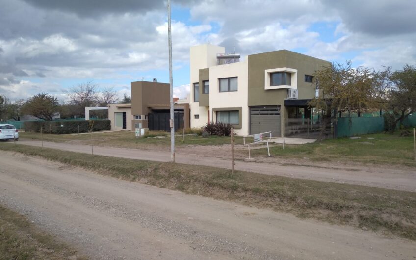 Venta Lote en urbanización “Villa Catalina”