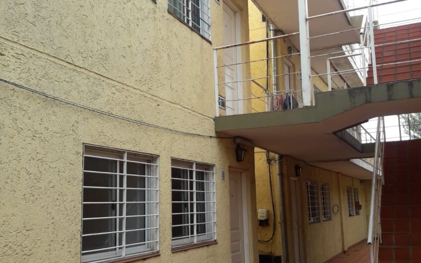 Vendo Block Dptos  1 Dorm P.B B° Alta Cba