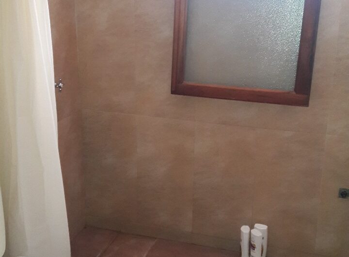 Vendo Casa esquina en “Villa Eden” Localidad de La Falda.