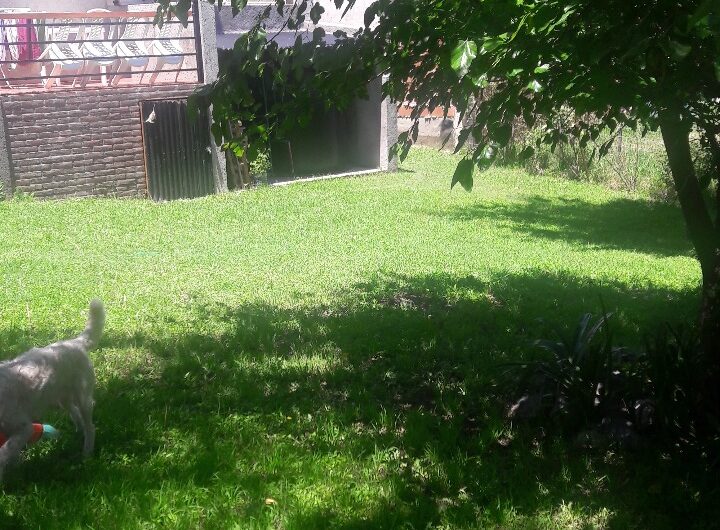 Vendo Casa esquina en “Villa Eden” Localidad de La Falda.