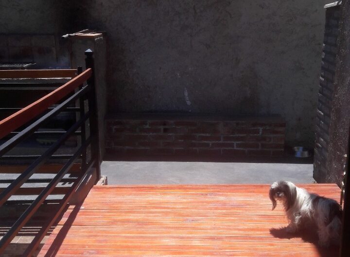 Vendo Casa esquina en “Villa Eden” Localidad de La Falda.