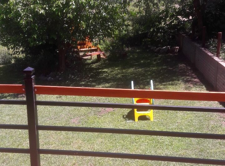 Vendo Casa esquina en “Villa Eden” Localidad de La Falda.