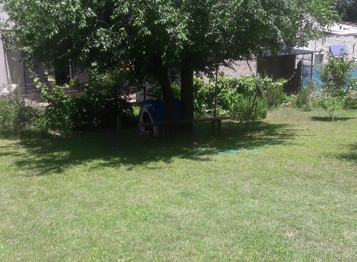 Vendo Casa esquina en “Villa Eden” Localidad de La Falda.