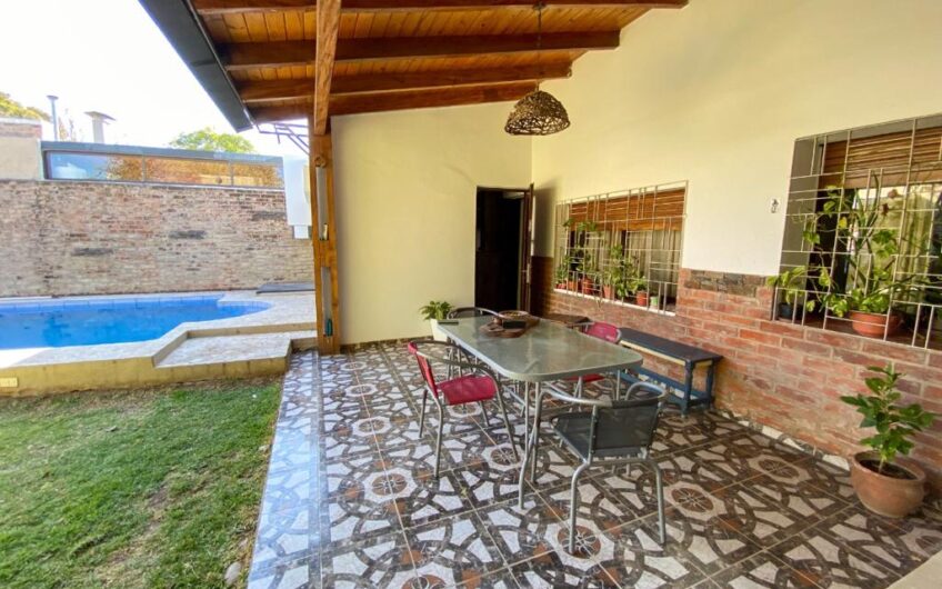 Vendo Casa 3Dorm. B° Residencial Velez Sarsfield