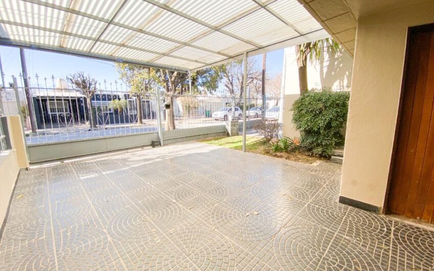 Vendo Casa 3Dorm. B° Residencial Velez Sarsfield