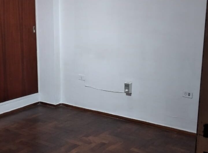 Vendo Departamento B° Centro. A 1 cuadra de Patio Olmos. Excelente ubicación.