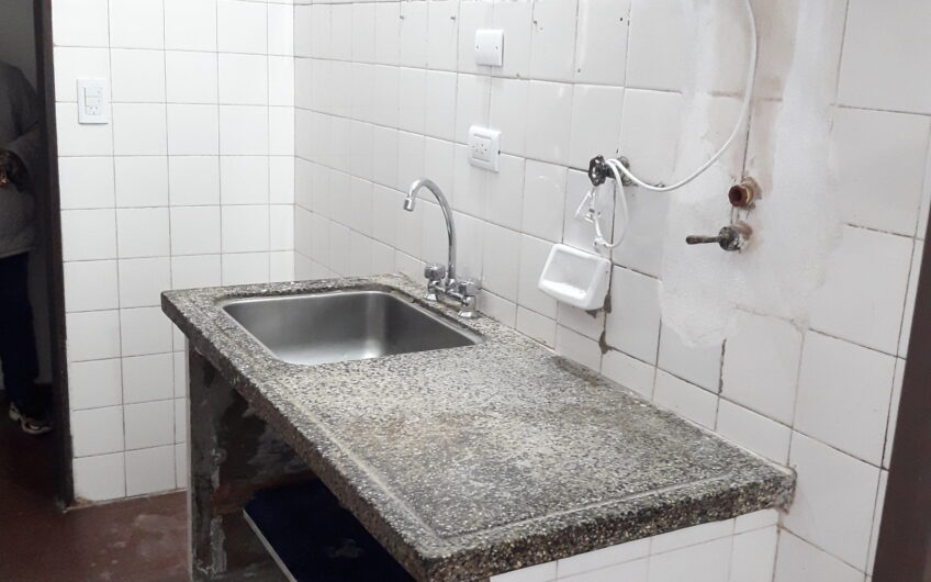 ALQUILO DEPARTAMENTO B° URQUIZA “MONOBLOCK STABIO”