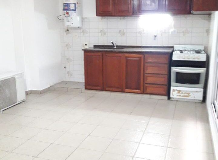 Vendo Dpto P.B B° San Vicente. Media cuadra CPC.