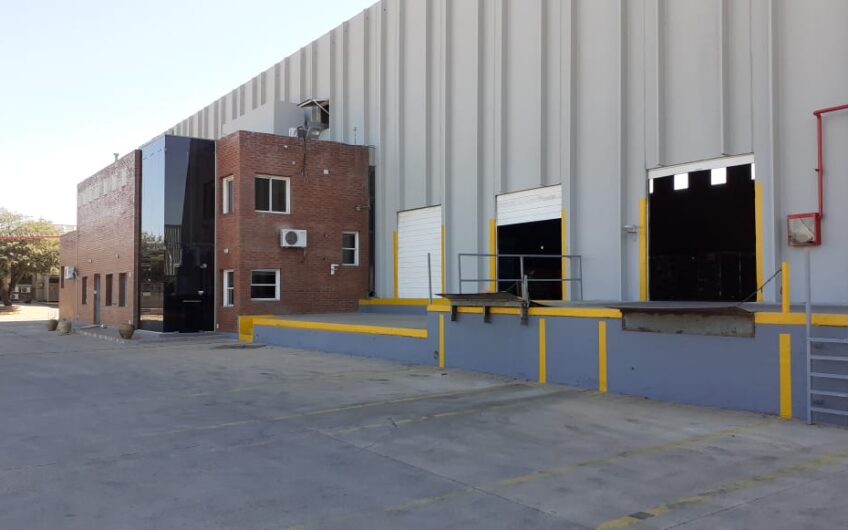 VENDO COMPLEJO LOGÍSTICO – CIRCUNVALACIÓN CÓRDOBA CAPITAL (RUTA 19)