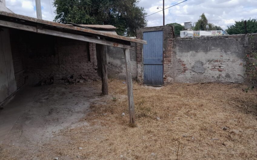 Vendo Casa + Dpto a Refaccionar B° Ferreyra