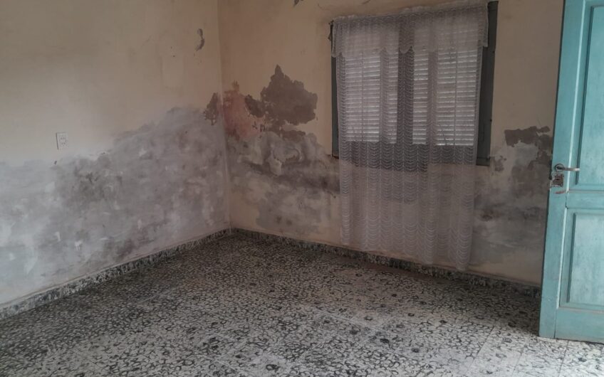 Vendo Casa + Dpto a Refaccionar B° Ferreyra