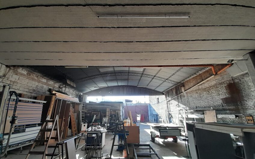 Alquilo Galpones 500mtrs B° San Vicente