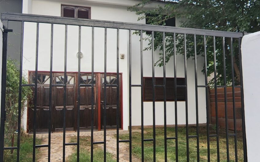 Alquilo Hermoso Duplex “Villa Rivera Indarte”