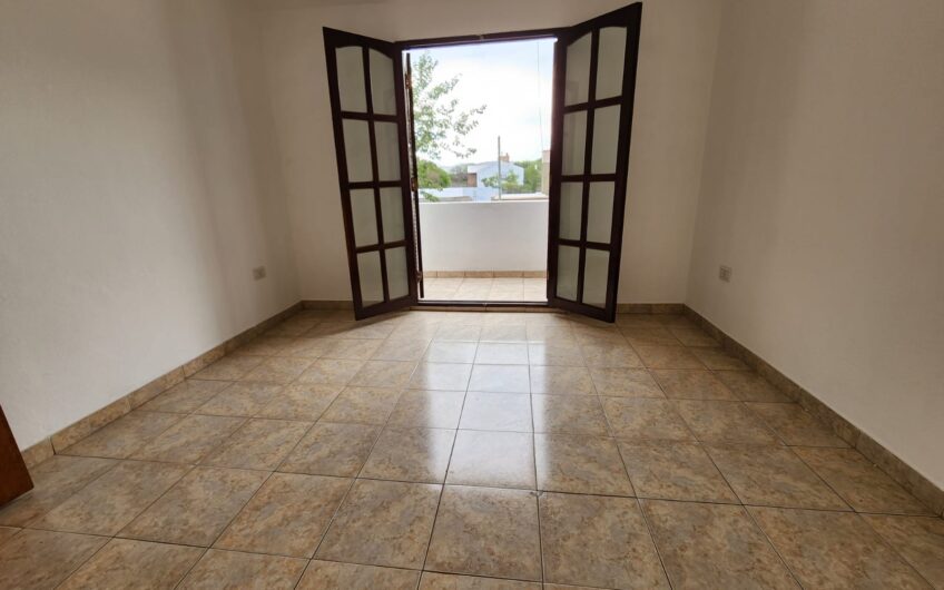 Alquilo Hermoso Duplex “Villa Rivera Indarte”