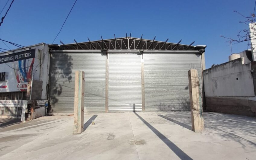 Alquilo Local Comercial Excelente Ubicacion B° Crisol Sud