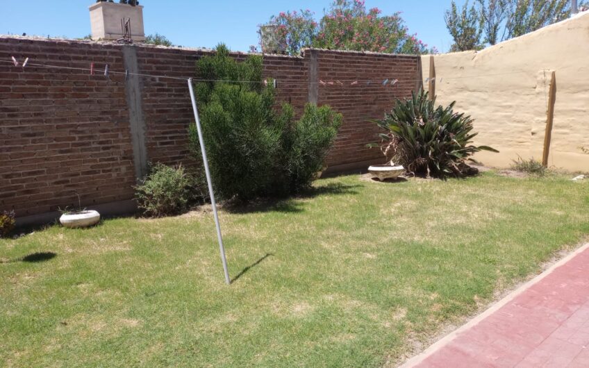 Vendo Hermosa Casa B° Liceo 1ra sección.