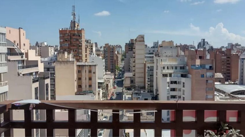 Venta Departamento Semi piso – Fragueiro Esquina Av. Colon