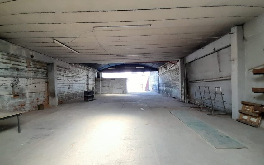 Vendo Galpones 500mtrs B° San Vicente. (Se recibe Departamento)