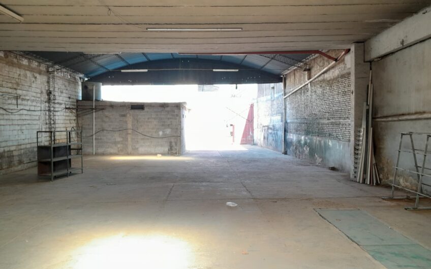 Vendo Galpones 500mtrs B° San Vicente. (Se recibe Departamento)