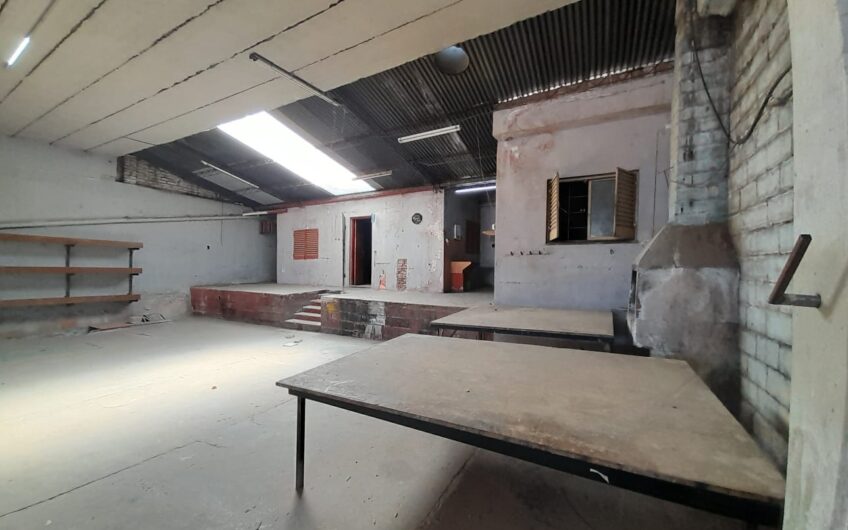 Vendo Galpones 500mtrs B° San Vicente. (Se recibe Departamento)