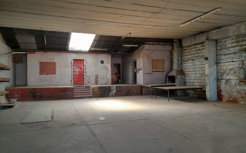 Vendo Galpones 500mtrs B° San Vicente. (Se recibe Departamento)