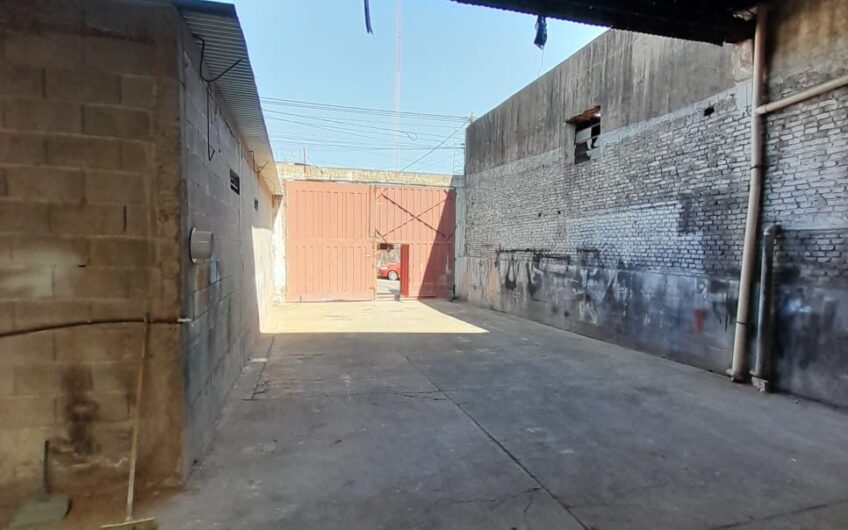 Vendo Galpones 500mtrs B° San Vicente. (Se recibe Departamento)