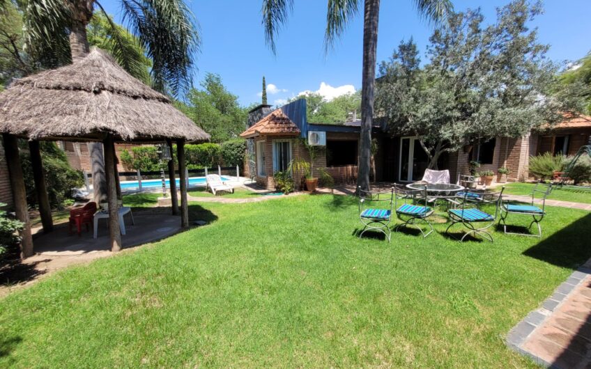 Vendo casa en barrio Valle del Cerro – Villa Allende Golf