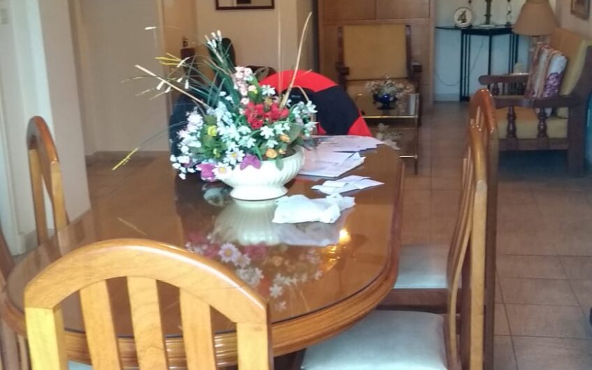 Venta Excelente Departamento sobre Av. Colon B° Centro