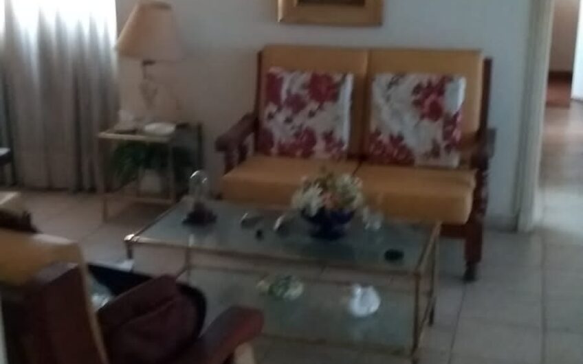 Venta Excelente Departamento sobre Av. Colon B° Centro