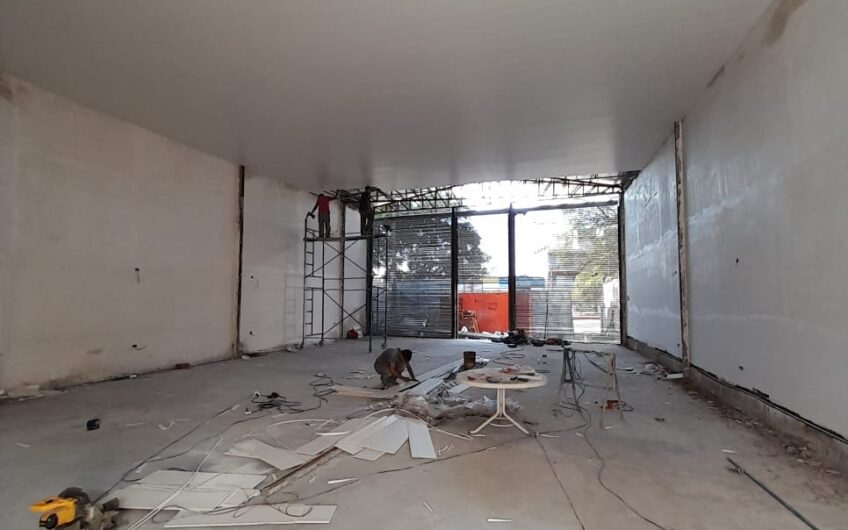 Alquilo Local Av Sabattini B° Maipu