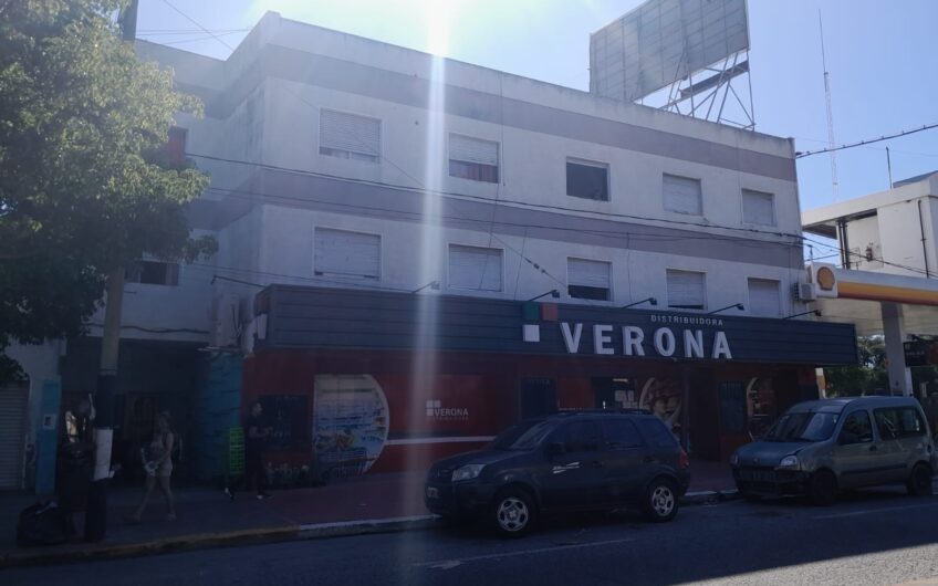 Vendo Complejo de Dptos + Local Comercial B° Jardin